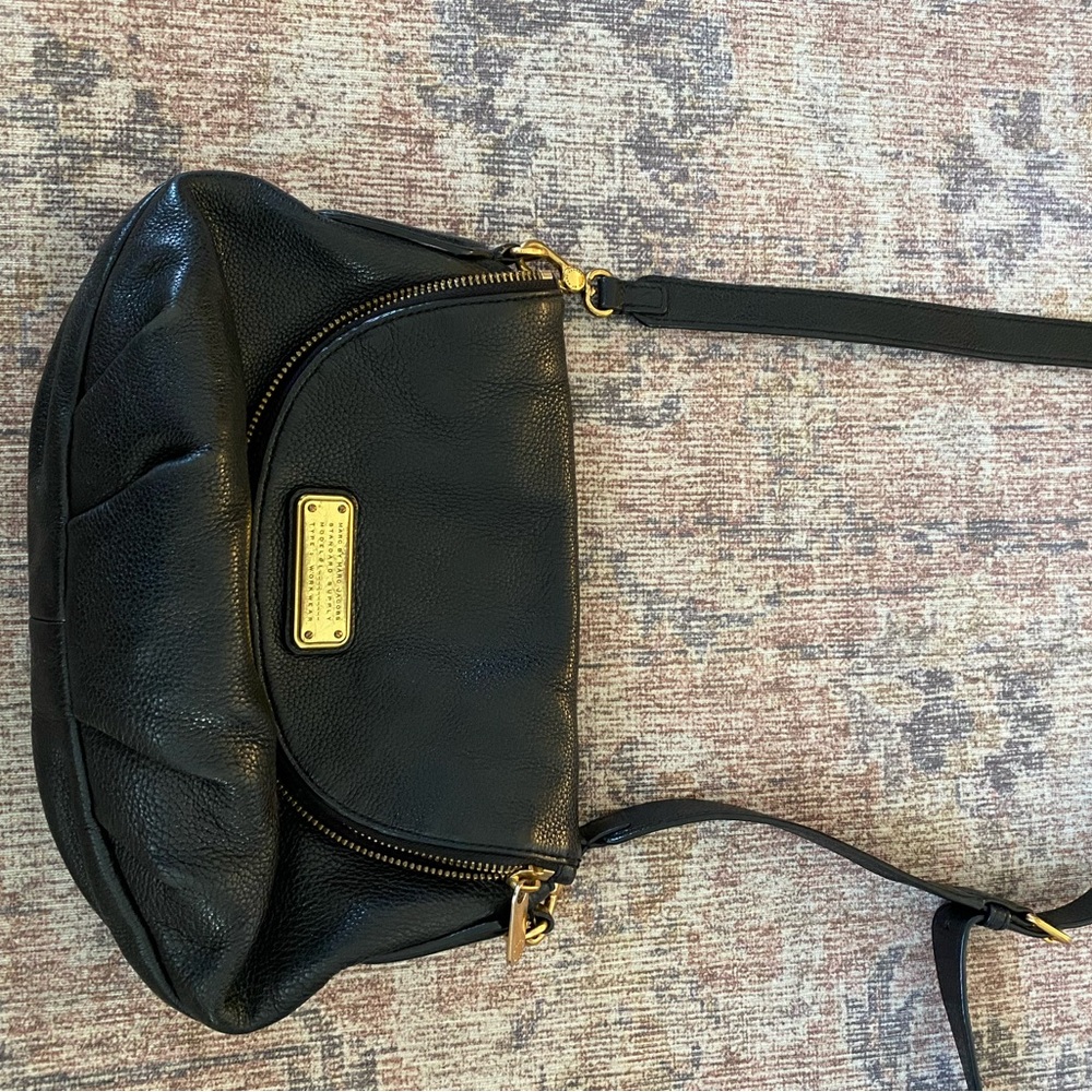 Marc By Marc Jacobs Black and Gold Crossbody Bag Modern Elegance